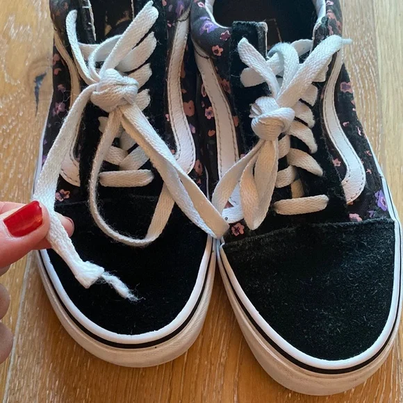 VANS black/floral suede/canvas Men 4/Women 5.5 - Picture 6 of 12